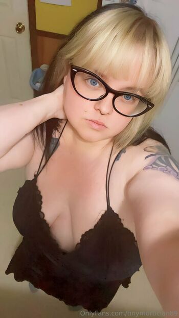 tinymortician89