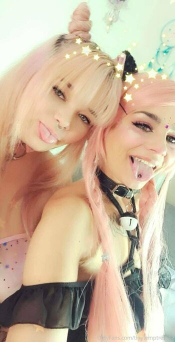 tinytemptress17