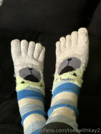 toeswithkay2