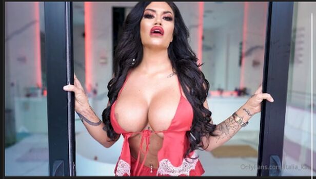 Toochi Kash