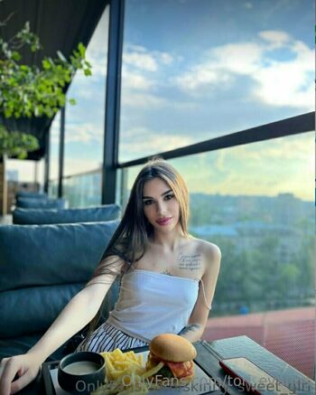 tori_evanns