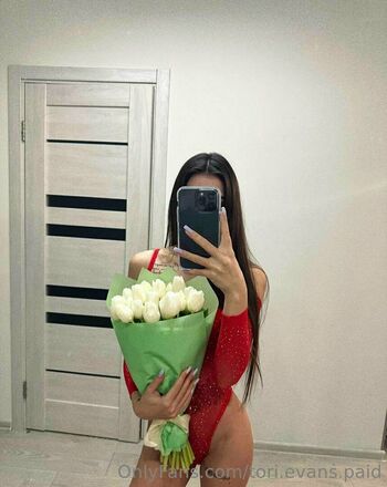 tori_evans_vip