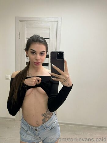 tori_evans_vip