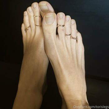 torislegs