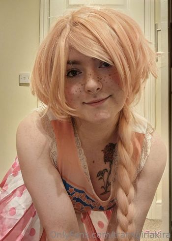 transgirlakira
