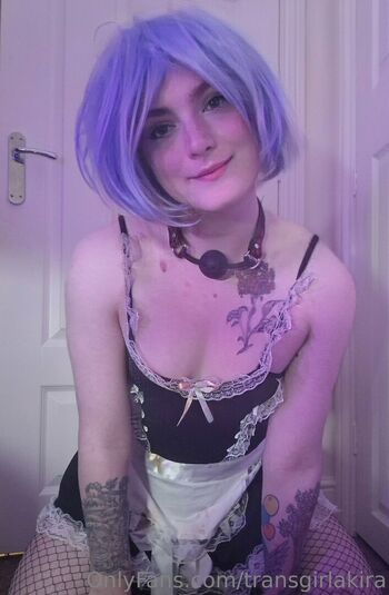 transgirlakira