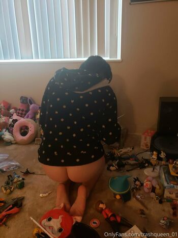 trashqueen_01