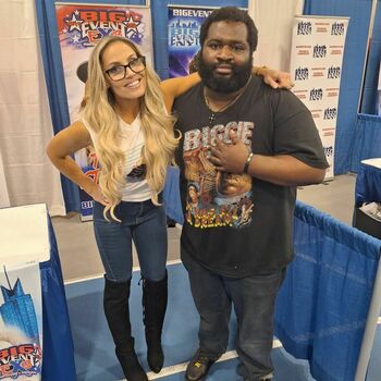 Trish Stratus