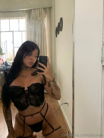 tsjuliaa