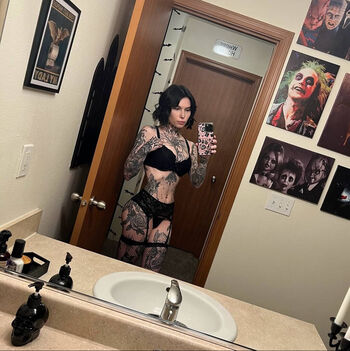 Tyniquewebster