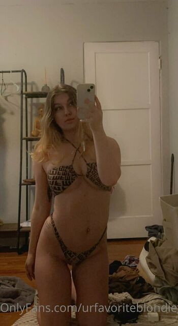 urfavoriteblondiexo