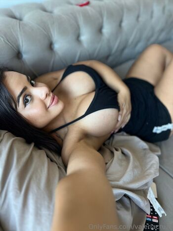 valeriacruzz