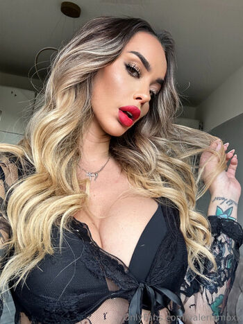 valeriamoxx