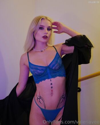 valeriavee