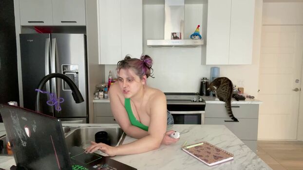 valeriefrausto_