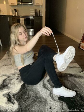 Valeriewhitebby