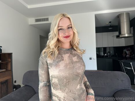 Valeryjones_