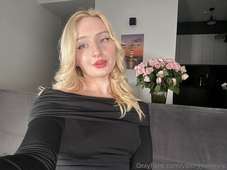 valeryjonesvip