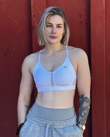 Valkymary
