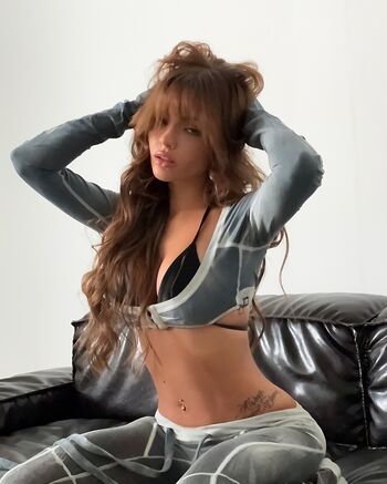 Valya Karnaval