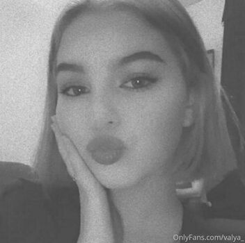valya_