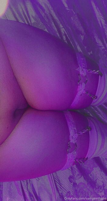 vampirethighs