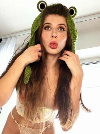 Vanessa Hillz