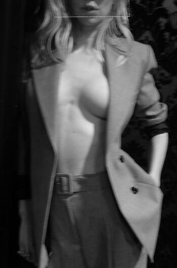 Vanessa Kirby