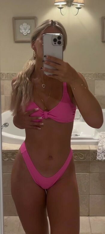 vanessa_maite57