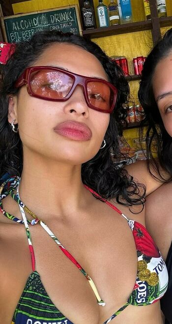 Vanessa White