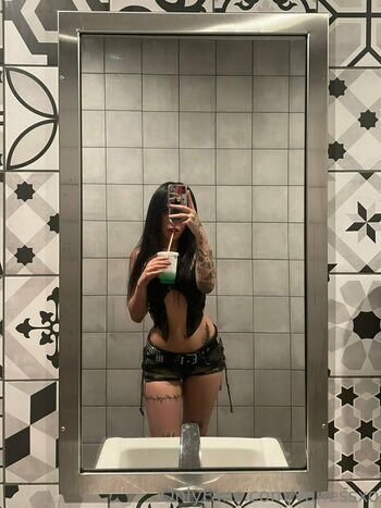 vanessxo