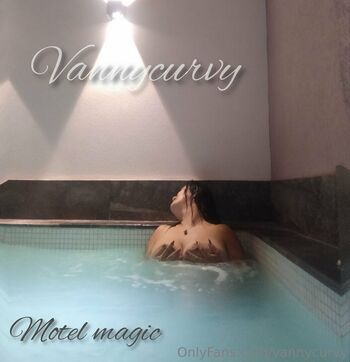 vannycurvy