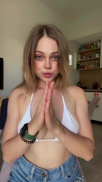 Velvet Tatti