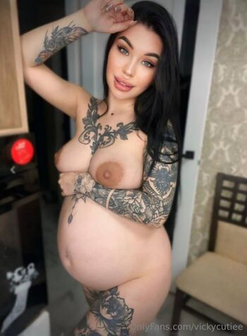 vickycutiee