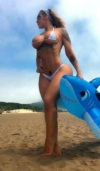 VIctoria Lomba