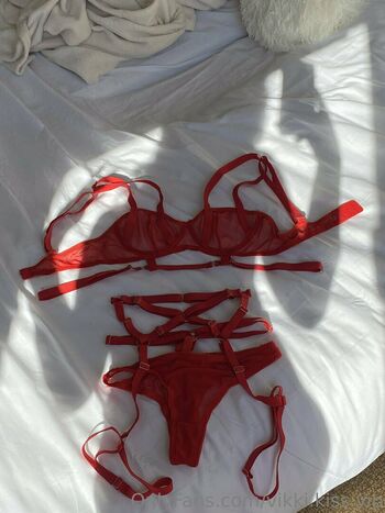 vikki.kiss.vip