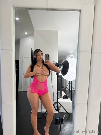 Violet Myers