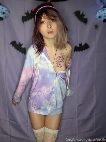 violetfoxxxie