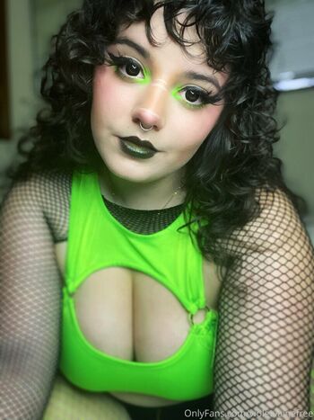 violetvainefree