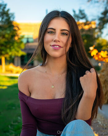 violetvlogs