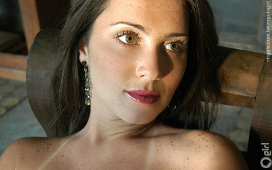 Virgula Girl