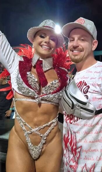 Viviane Araujo