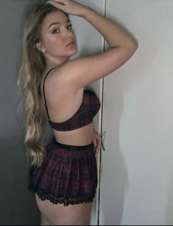 Vivien_esc