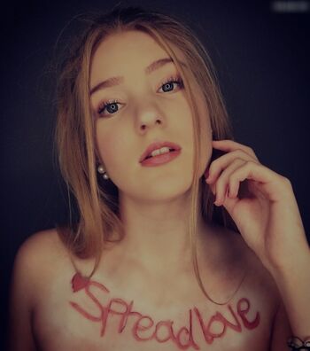 Vivien_esc