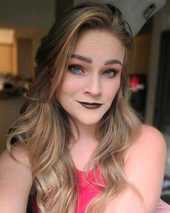 Vixyy64