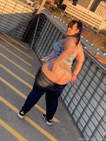 voluptuous_cooper