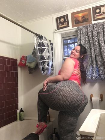 voluptuous_cooper