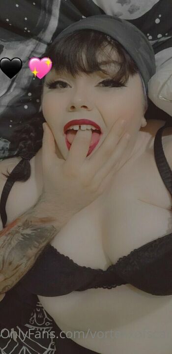 vortexxofscarlett
