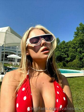 vvanessa_v