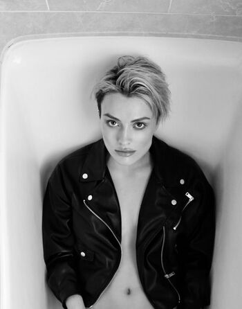 Wallis Day